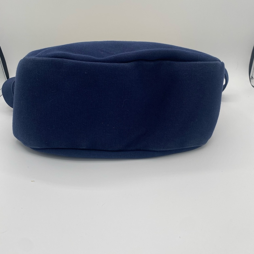 Croft & Barrow Navy and Cream Shoulder Bag - Picture 4 of 9